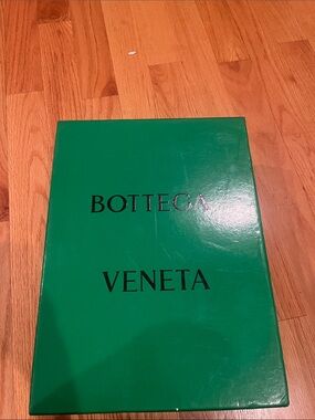 Bottega Veneta Green Box